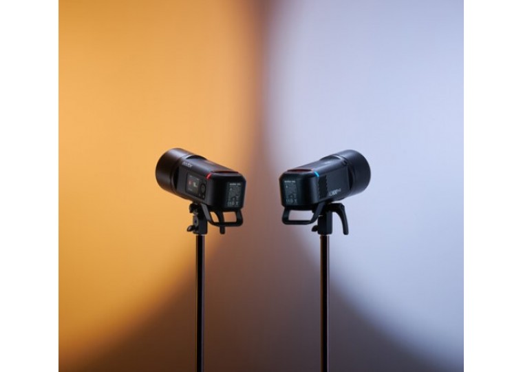Lighting & Studio Equipment