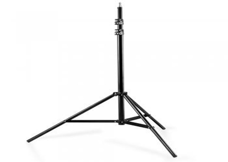 Lighting & Studio Equipment